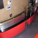 Барная стойка из металла/стекла