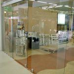 Раздвижная стеклянная дверь для ТЦ