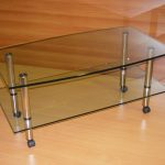 Стол журнальный стеклянный металлические ножки