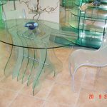 Стол стеклянный