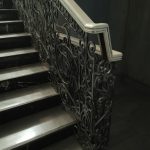 Кованные ограждения для лестниц с узором