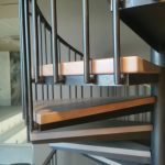 Поручень для винтовой лестницы