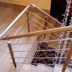 Ограждение из нержавеющей стали с ригелями и поручнем ПВХ