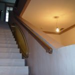 Нестандартное ограждение для лестницы