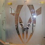 Стеклянная дверь для ТЦ