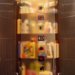 Шкаф стеклянный для ванны