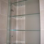 Шкаф стеклянный для ванны