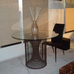 Столик журнальный стеклянный