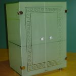 Тумба стеклянная