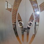 Стеклянная дверь для ТЦ