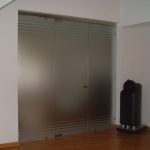 Офисные двери маятниковые