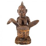 Фигура «Девушка с гусем»