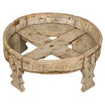 Деревянный кофейный столик