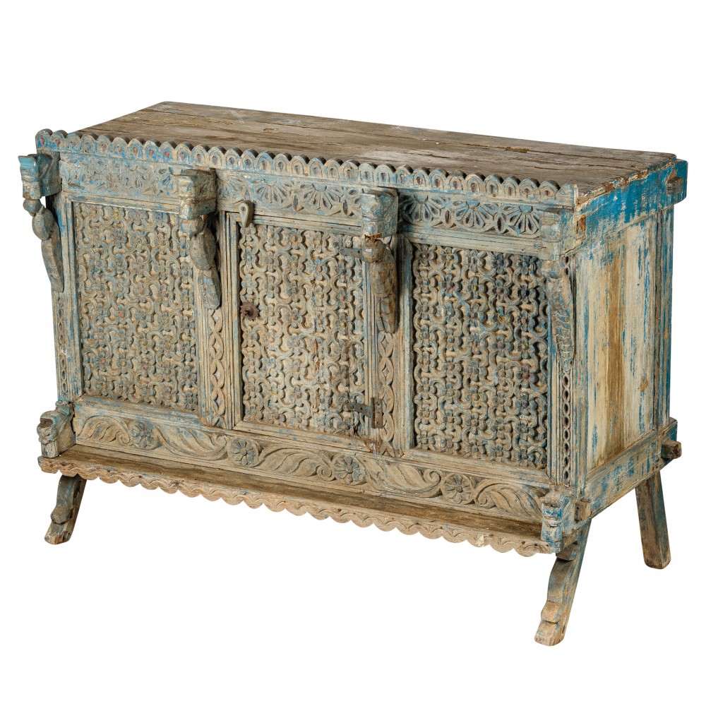 Комод антикварный