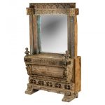 Антикварный туалетный столик