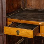 Китайский ретро шкаф