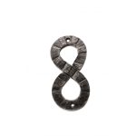 Кованая цифра «8» 20 см