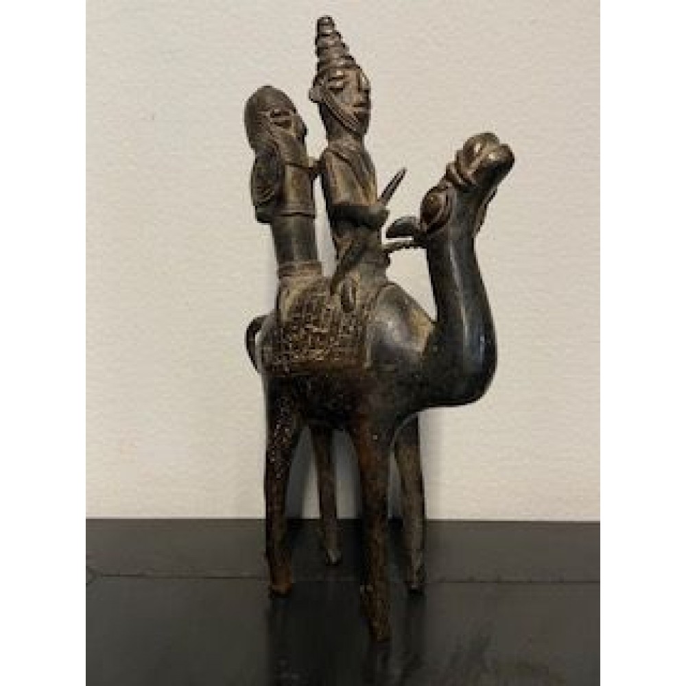 Фигура «Всадники на верблюде»