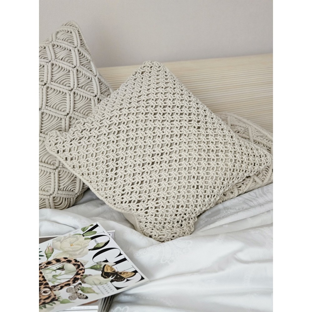 Подушка декоративная «Букле» с наполнителем