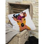 Подушка декоративная «Олень» с наполнителем